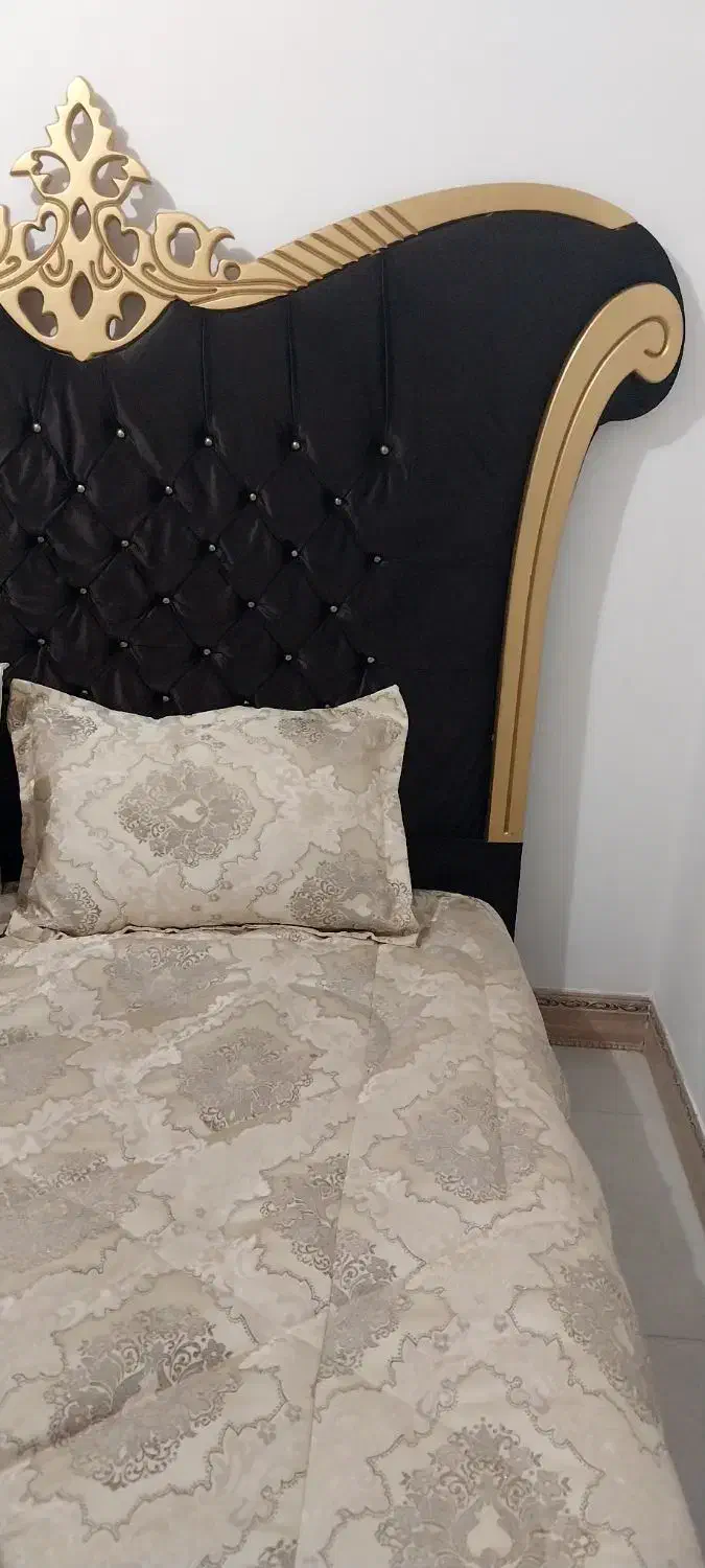 فروش سرویس خواب با تشک..فوری به علت مهاجرت|تخت و سرویس خواب|شهرکرد, |دیوار