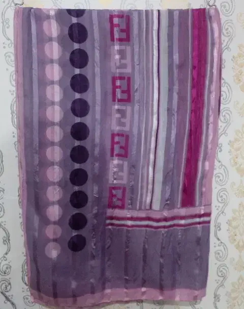 تعدادی شال قیمت توافقی|لباس|نهاوند, |دیوار