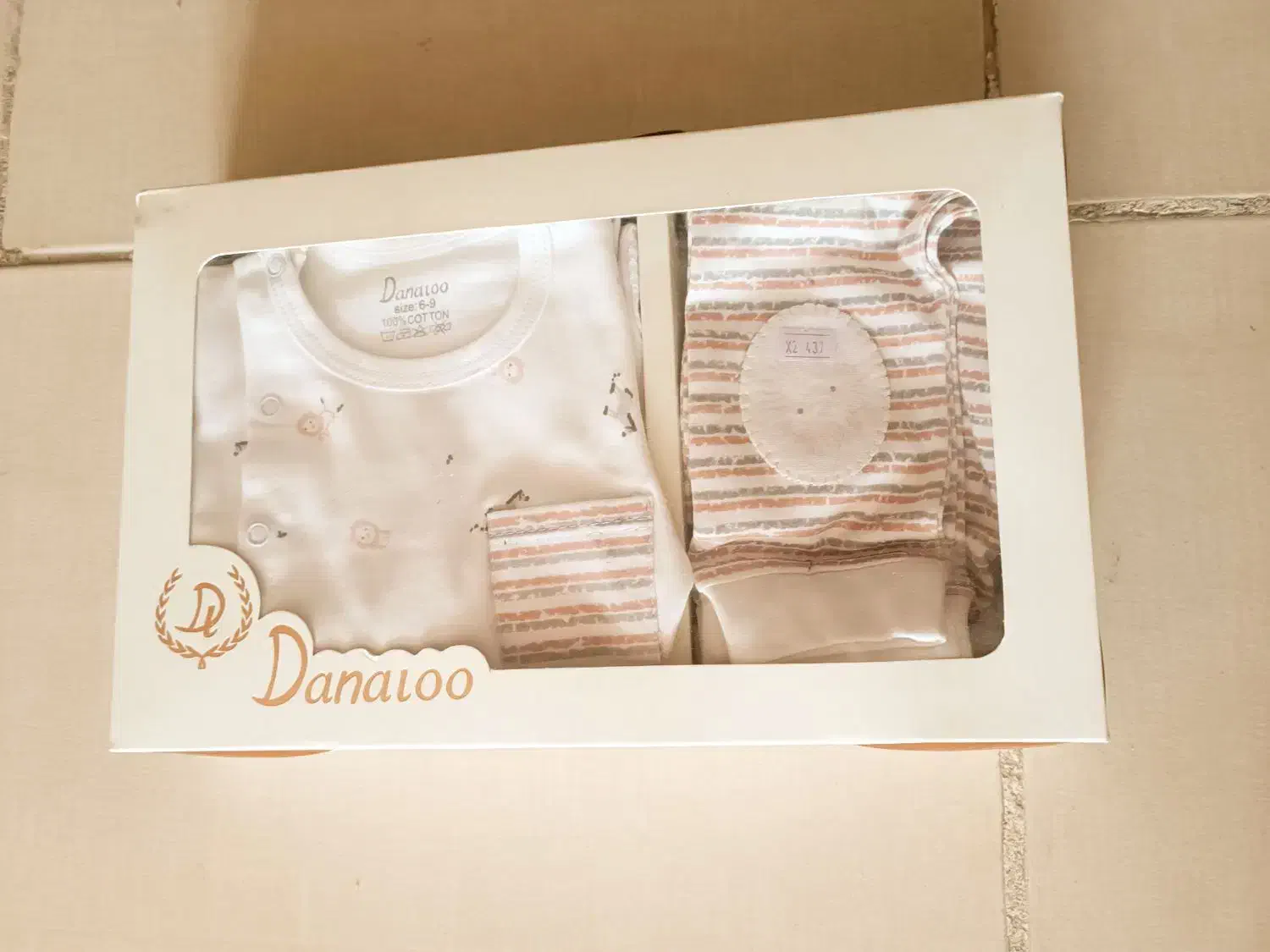 ست ۵تیکه نوزادی دانالو اکبند|کفش و لباس بچه|بندرعباس, |دیوار