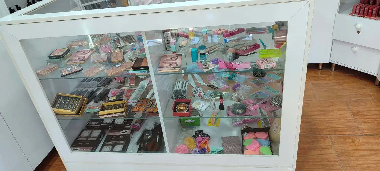 واگذاری به علت مهاجرت ، زیر قیمت|آرایشی، بهداشتی، درمانی|سلماس, |دیوار