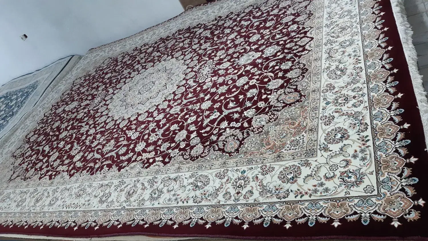 فرش ۱۲متری در حد نو|فرش|بیرجند, |دیوار