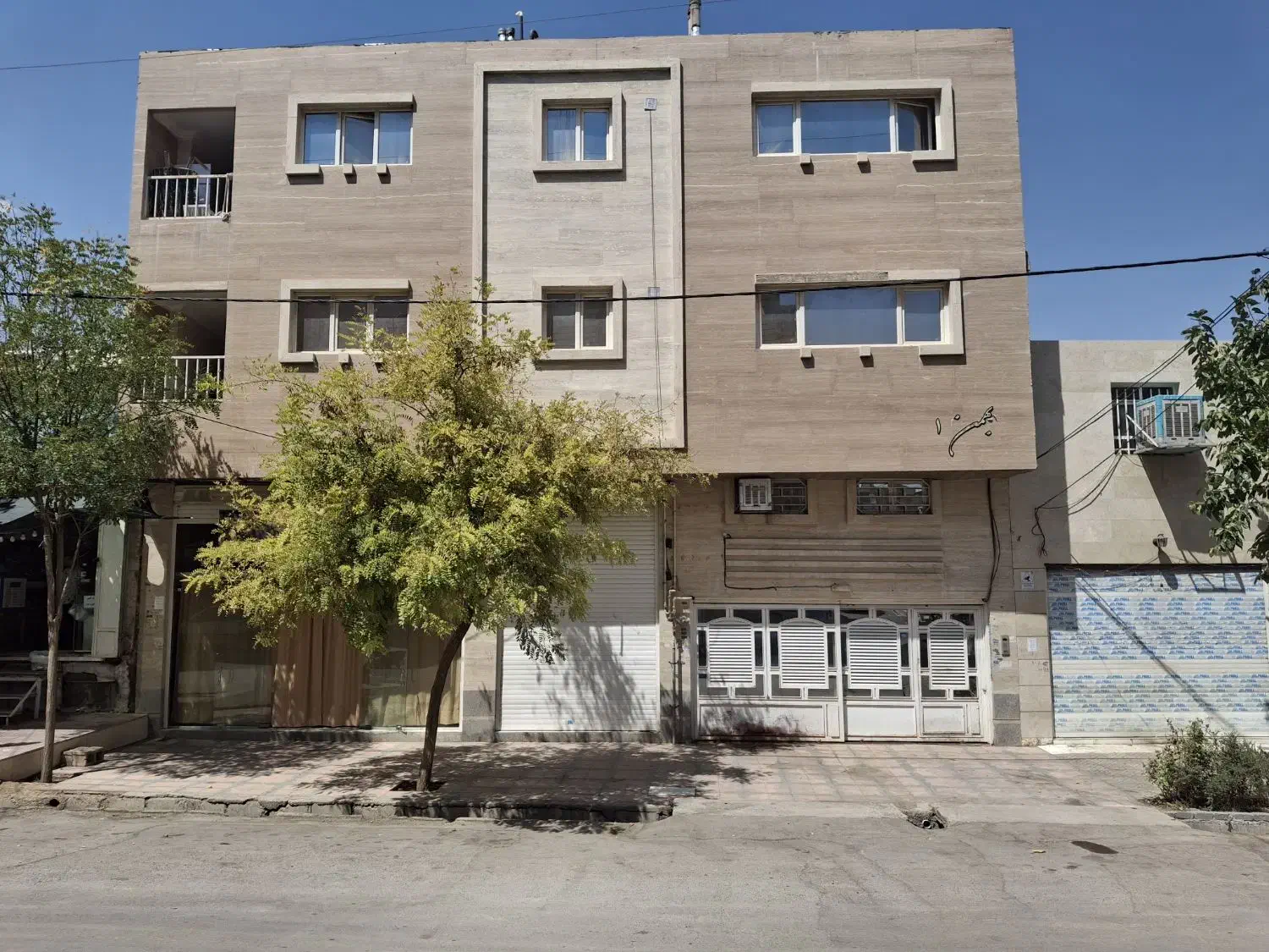 آپارتمان دوخواب شهرک لاله|اجارهٔ آپارتمان|شیراز, جوادیه|دیوار