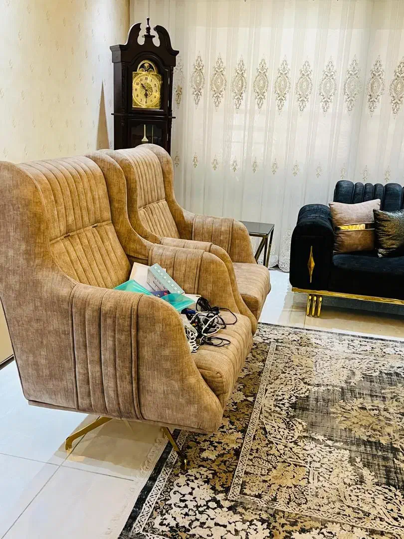 فروش مبلمان نیمه استیل|مبلمان خانگی و میز عسلی|اصفهان, شهریار|دیوار