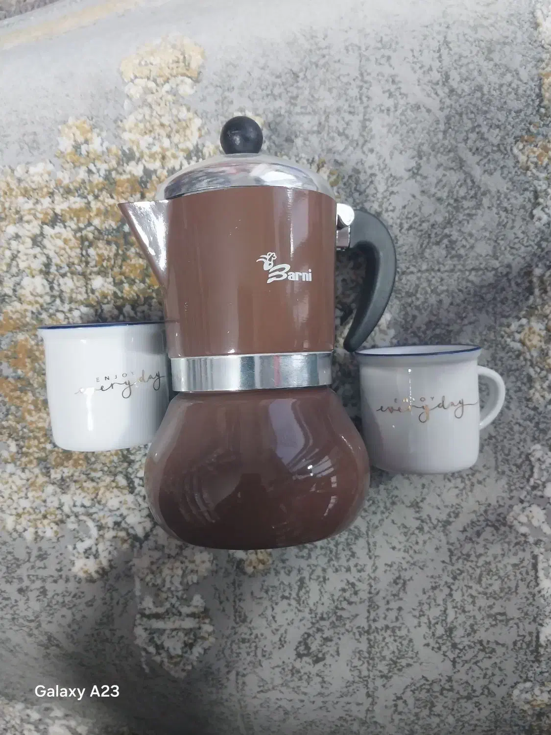 موکاپ ۳ کاپ با دو شات رایگان ویژه|قوری، کتری، قهوهساز دستی|پیر بکران, |دیوار