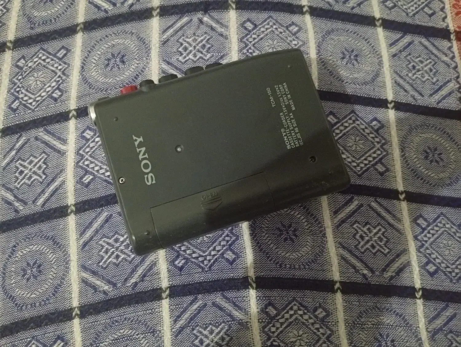 واکمن نوار خور|پخش‌کننده همراه|شیراز, ده پیاله|دیوار