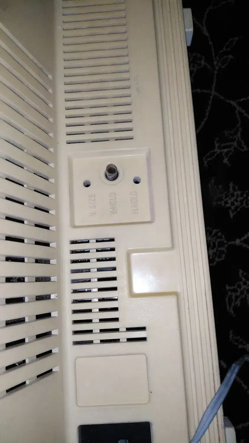 تلویزیون عتیقه قدیمی دکوری|کلکسیون اشیاء عتیقه|کازرون, |دیوار