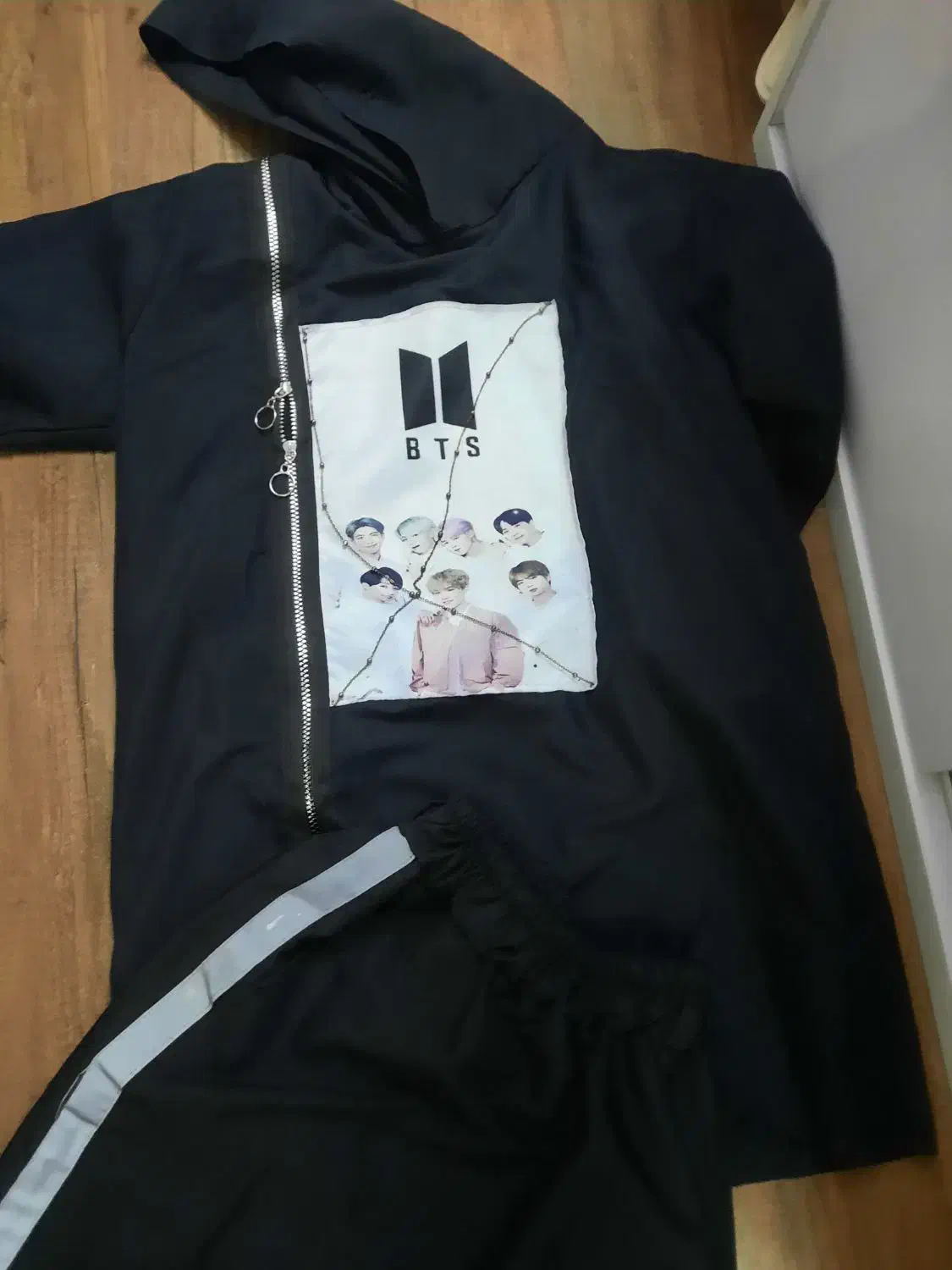 بلوز شلوار بی تی اس|کفش و لباس بچه|بندر انزلی, معلم|دیوار