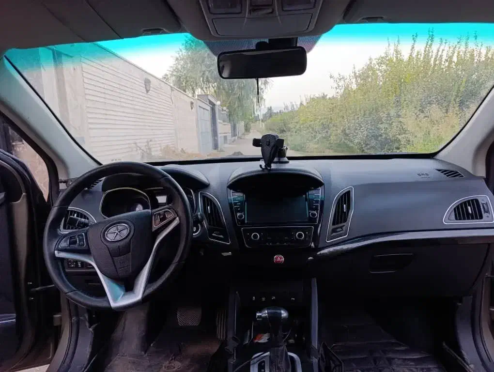 ماشین جک S5|خودرو سواری و وانت|چهارباغ, |دیوار