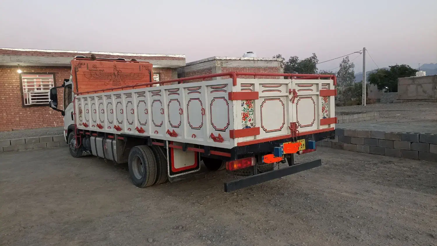 دایون ده تن وصد|خودرو سنگین|کهنوج, |دیوار