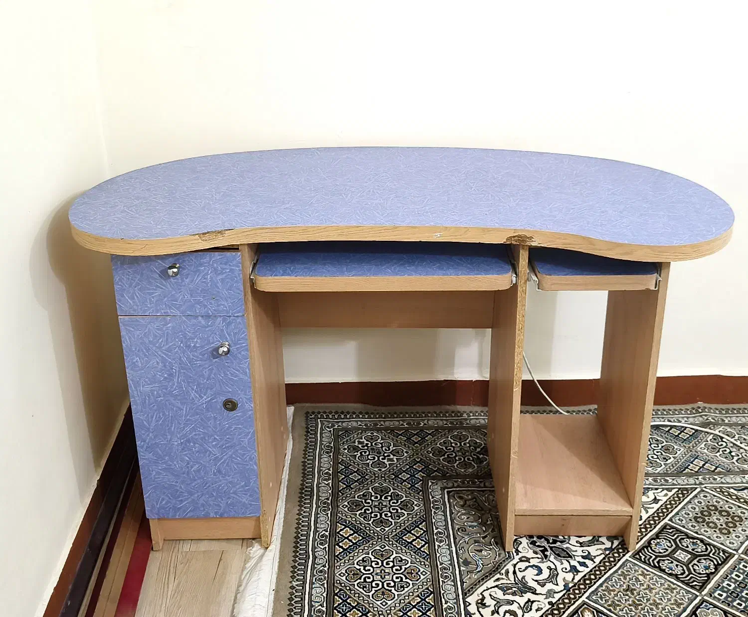 میز تحریر و کامپیوتر|میز تحریر و کامپیوتر|اهواز, شهرک نفت|دیوار