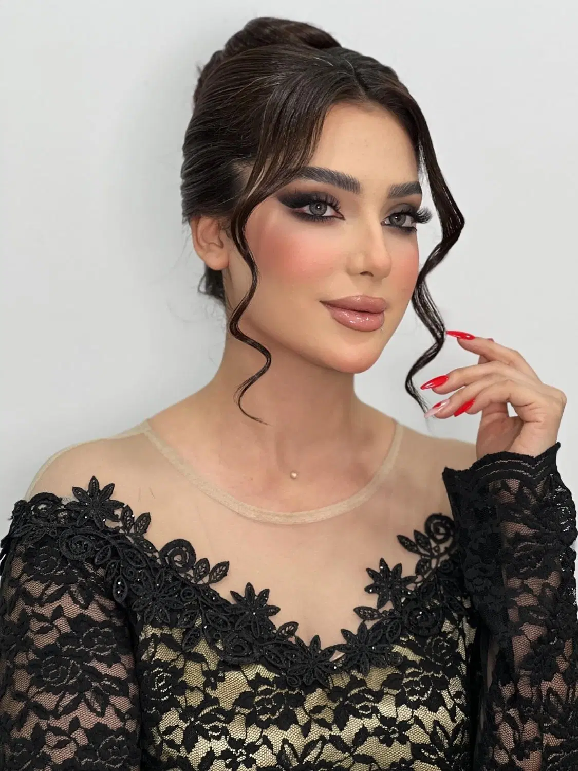 میکاپ شینیون 2700|خدمات زیبایی و سلامت|تهران, یافت آباد جنوبی|دیوار