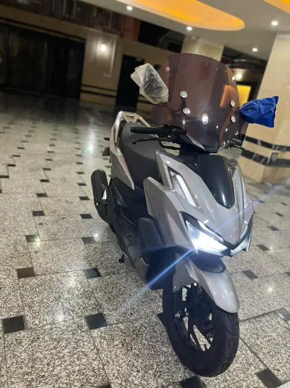 کلیک واریو|موتورسیکلت|تهران, خزانه|دیوار