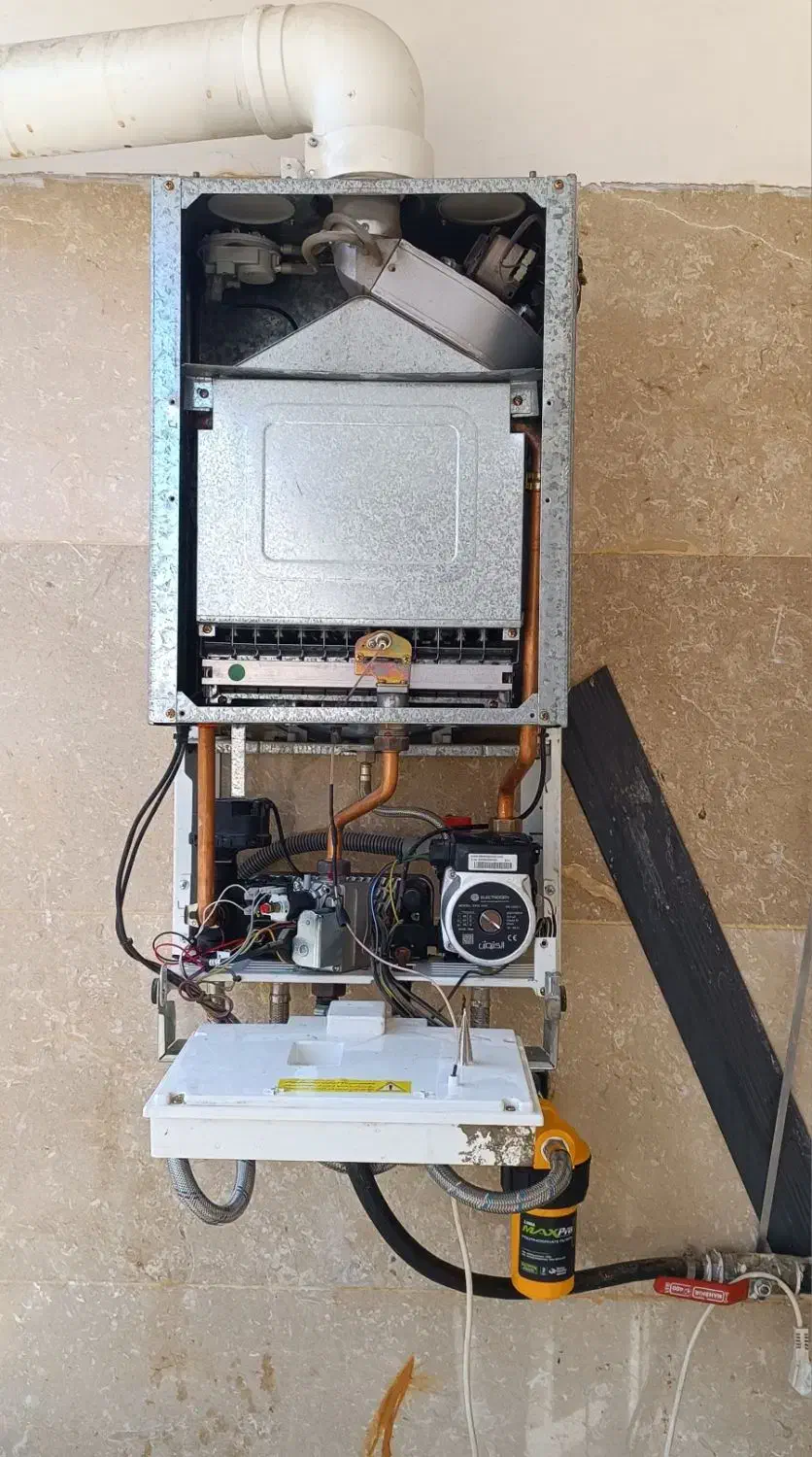 تعمیرات ،نصب  و سرویس پکیج و رادیاتور|خدمات پیشه و مهارت|تهران, نیروی هوایی (پیروزی)|دیوار