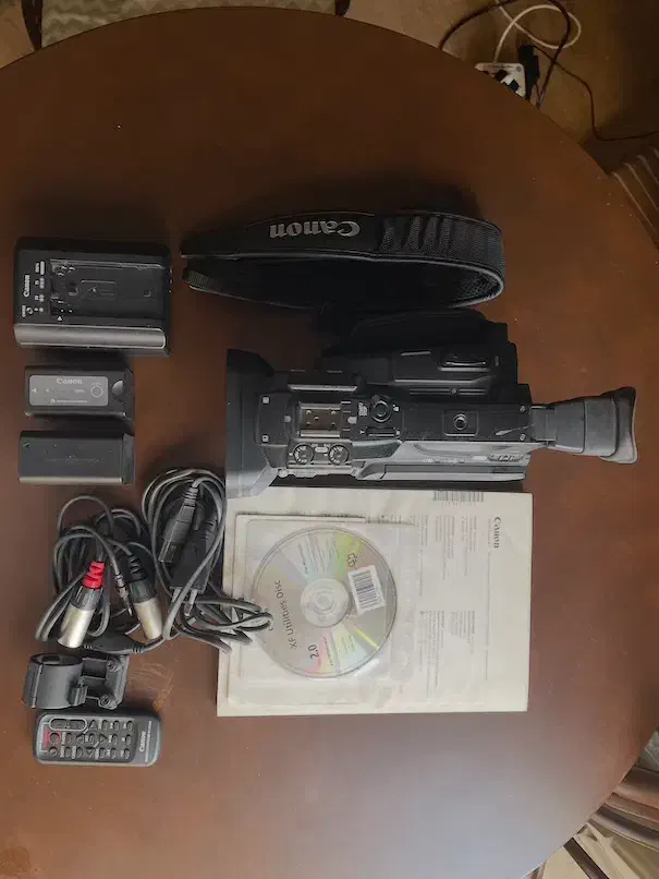 دوربین Canon XF100|دوربین عکاسی و فیلم‌برداری|تهران, سنائی|دیوار