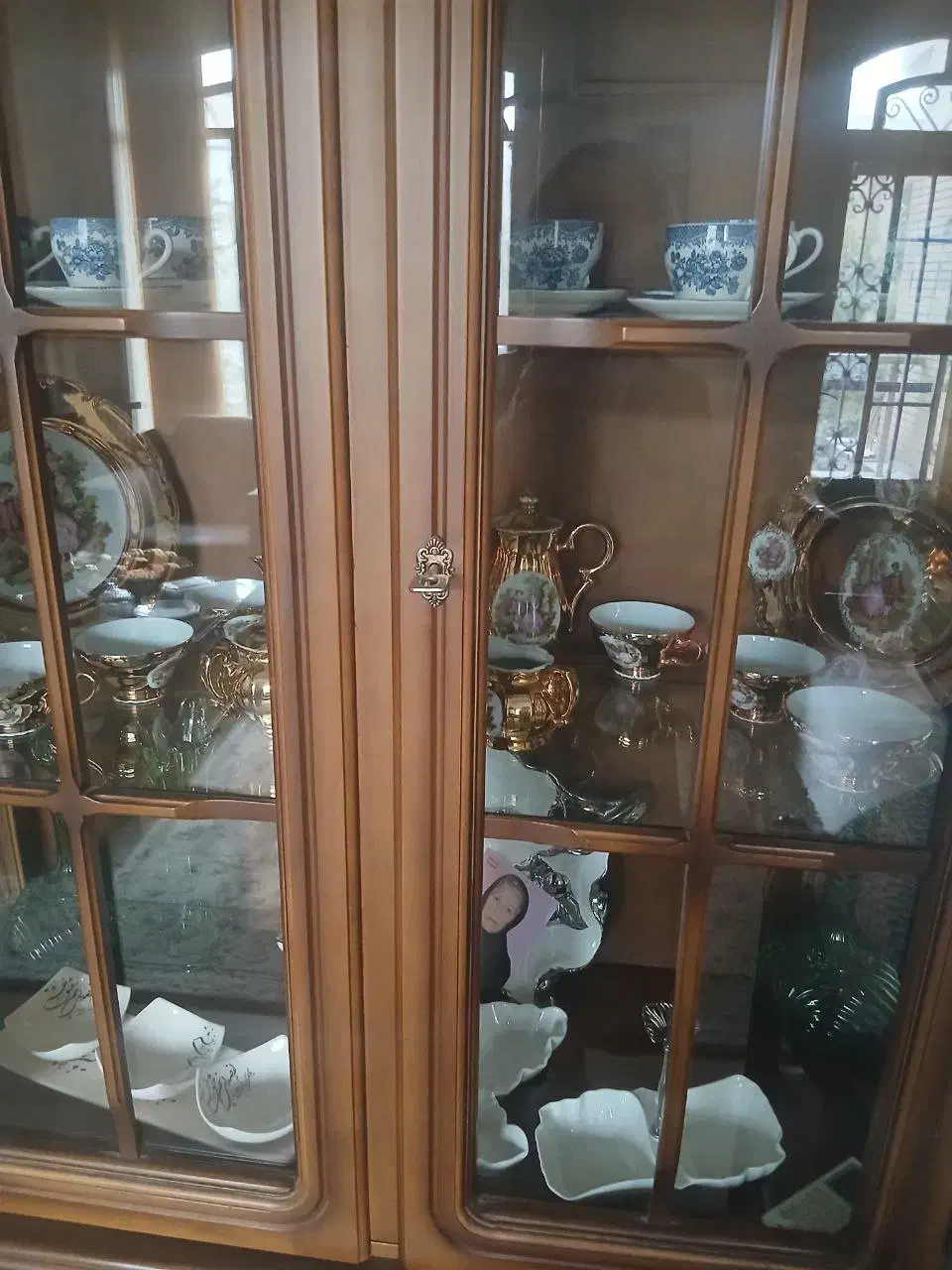 بوفه چوبی|بوفه، ویترین، کنسول|شیراز, قالیشویی|دیوار