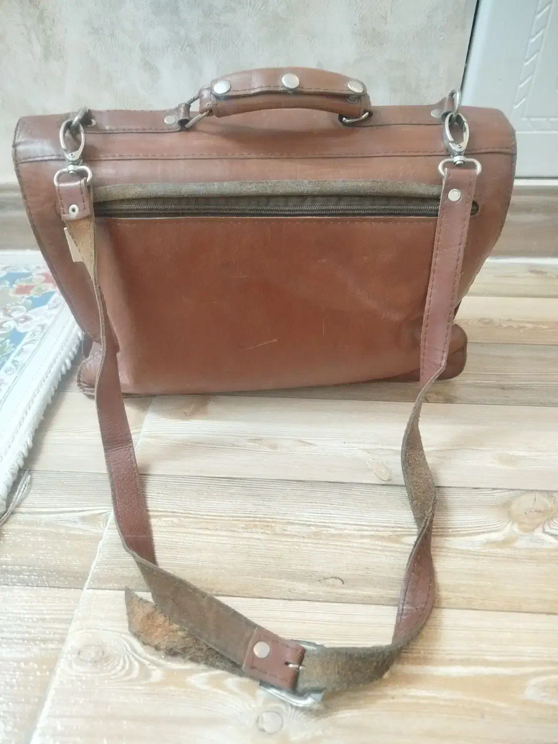 کیف چرم نوین|کیف، کفش، کمربند|پاکدشت, پاکدشت (مامازند)|دیوار