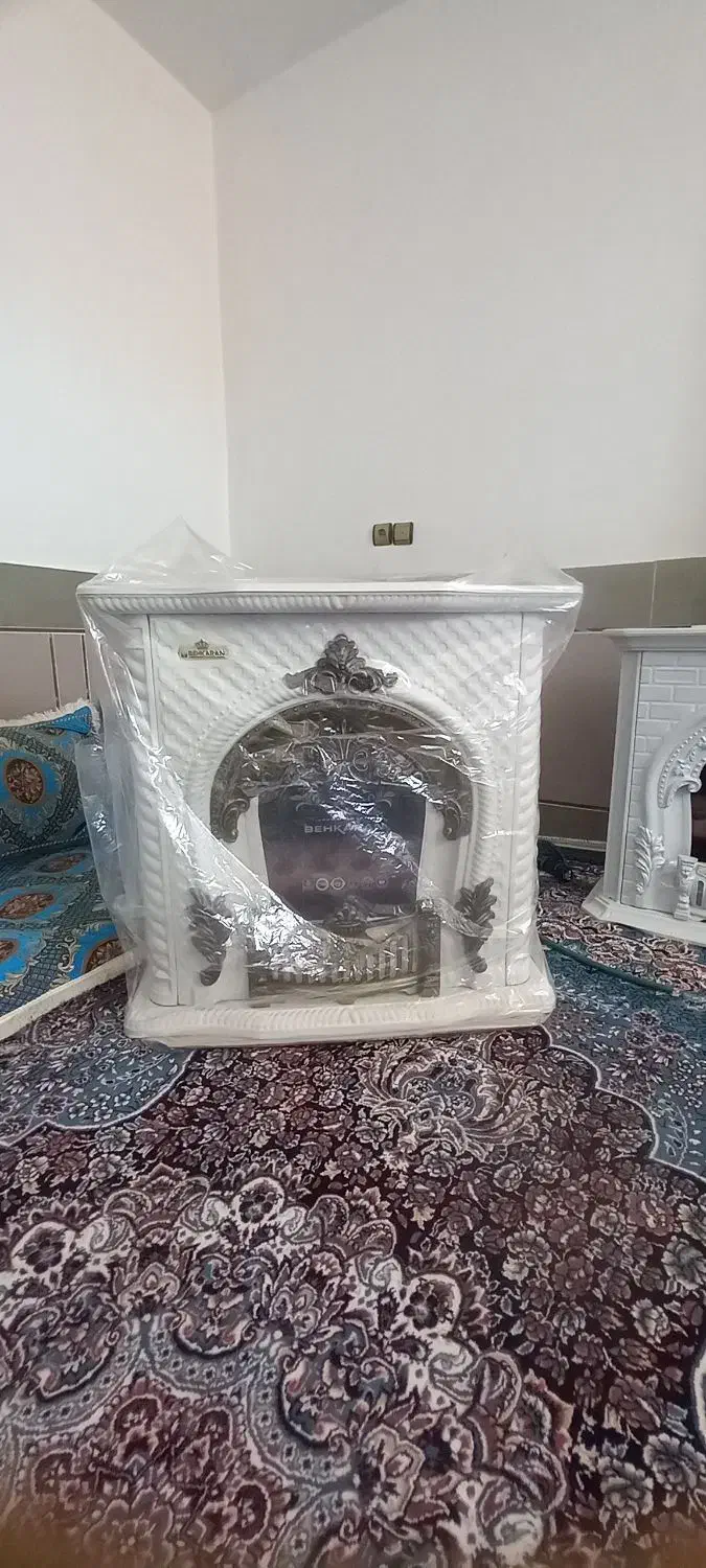 دوعدد بخاری 30000و28000|بخاری، هیتر، شومینه|لردگان, |دیوار
