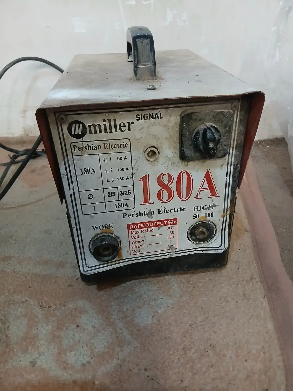 دستگاه جوش ۱۸۰ امپر مارک میلر|ماشین‌آلات صنعتی|مشهد, نیزه|دیوار