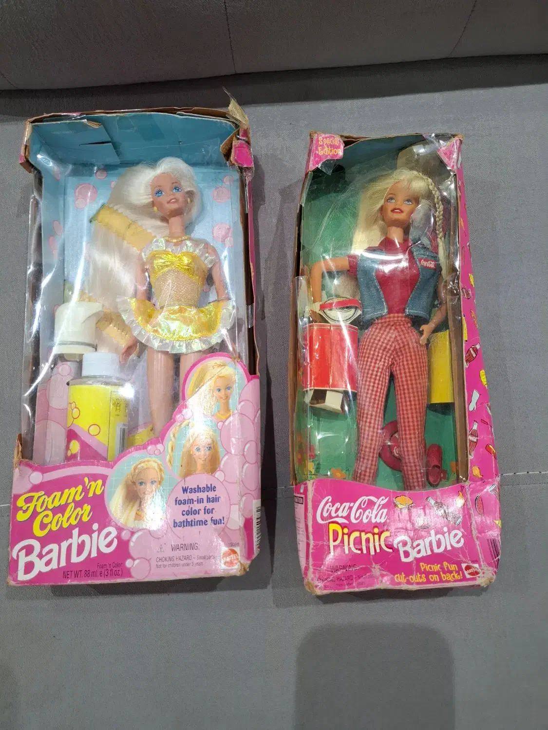 باربی خارجی قدیمی|کلکسیون اشیاء عتیقه|بندر انزلی, موج شکن|دیوار