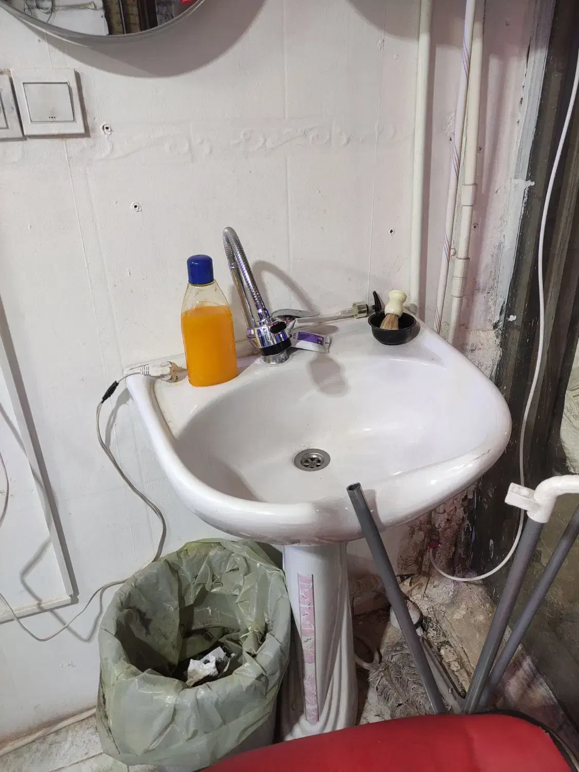 آیینهدر حد|آینه|سبزوار, شهدا|دیوار