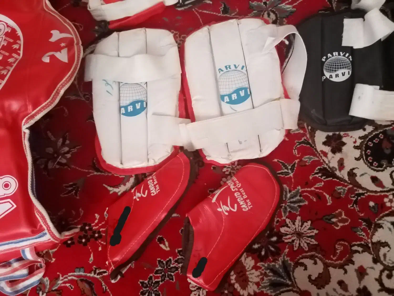 تکواندو|تجهیزات ورزشی|هشتگرد, شهرک صنعتی هشتگرد|دیوار