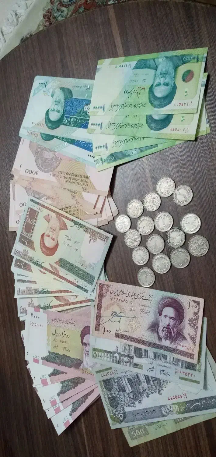 انواع اسکناسهای نو  وسکه های مختلف|کلکسیون سکه، تمبر، اسکناس|نیشابور, شهرک قدس|دیوار