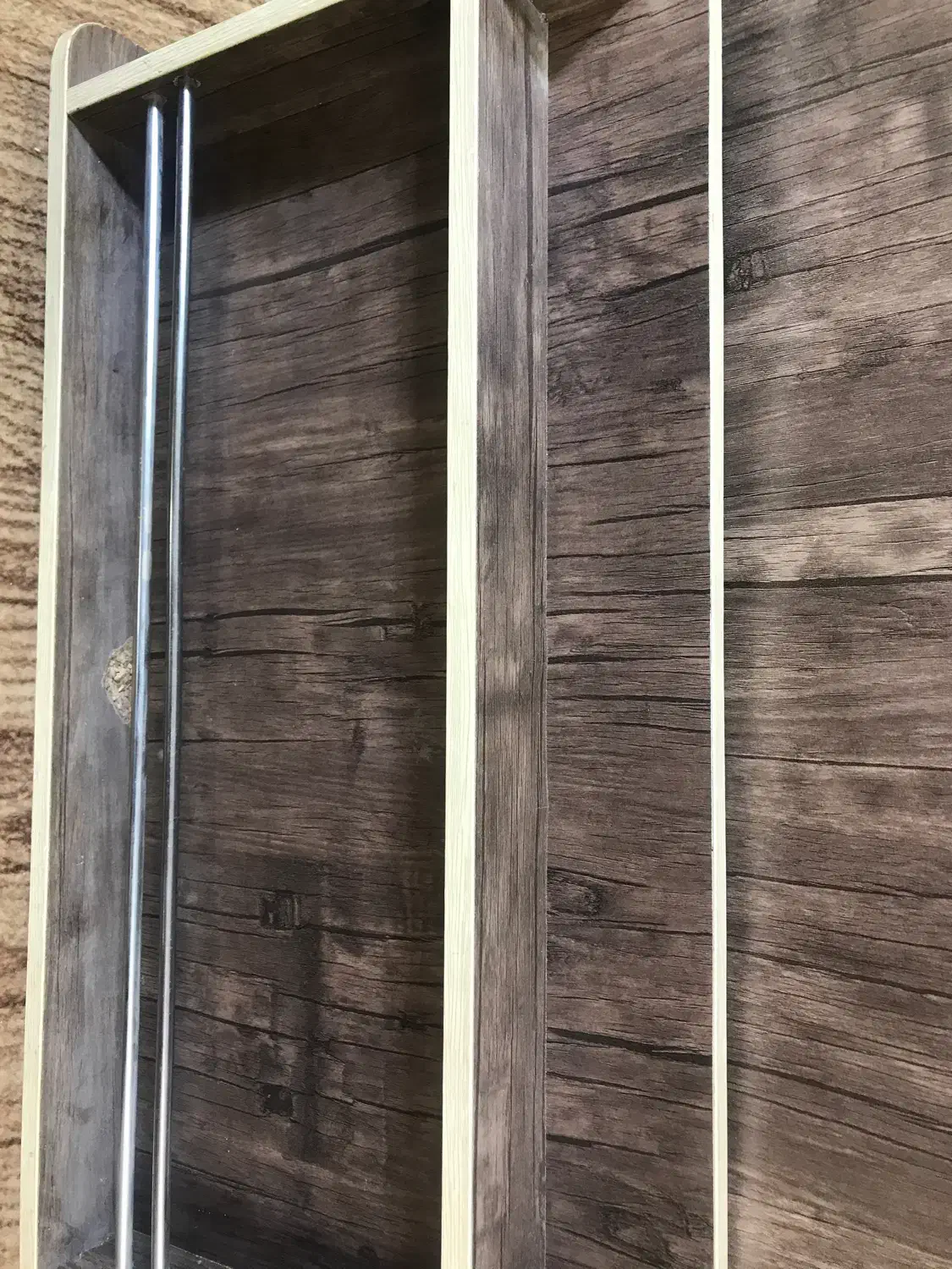 تخت|کفش و لباس بچه|دزفول, |دیوار