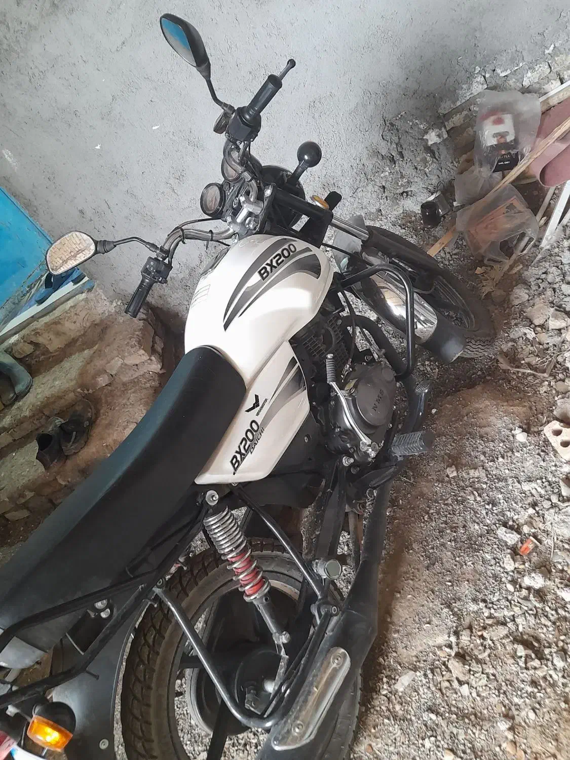 باکسر200|موتورسیکلت|سبزوار, هفت تیر|دیوار