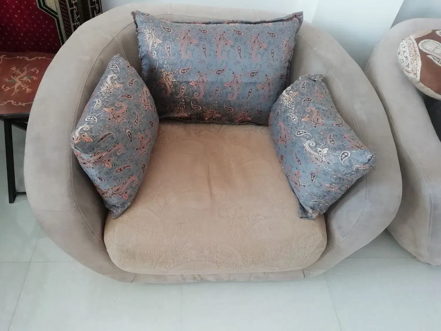 مبل راحتی|مبلمان خانگی و میز عسلی|گلپایگان, |دیوار