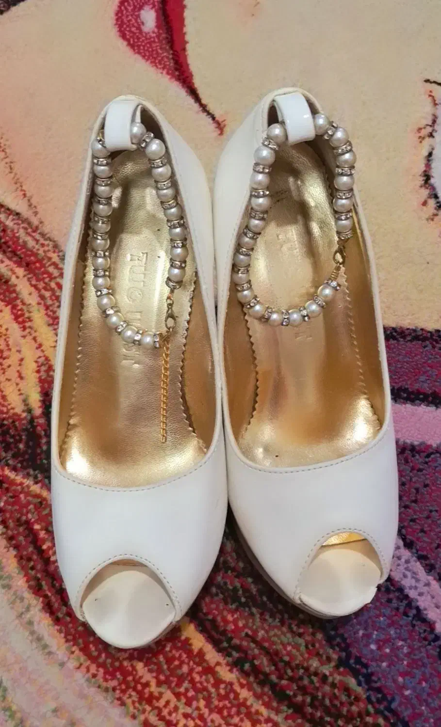 کفش|کیف، کفش، کمربند|مشهد, بهارستان|دیوار