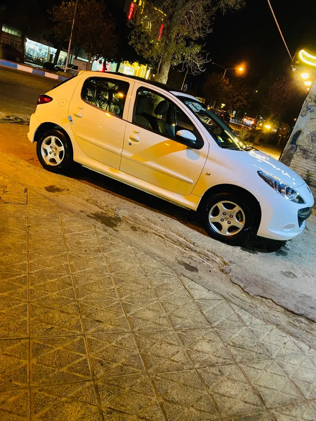 207پانوراما مدل403درحد|خودرو سواری و وانت|تربت جام, امام|دیوار