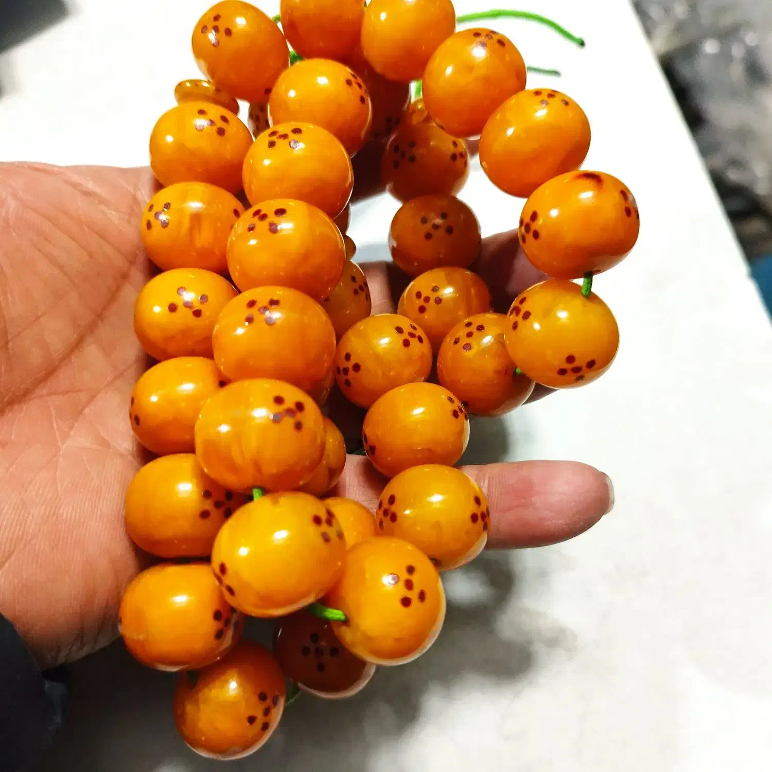 تسبیح سندلوس|کلکسیون اشیاء عتیقه|کرمان, |دیوار