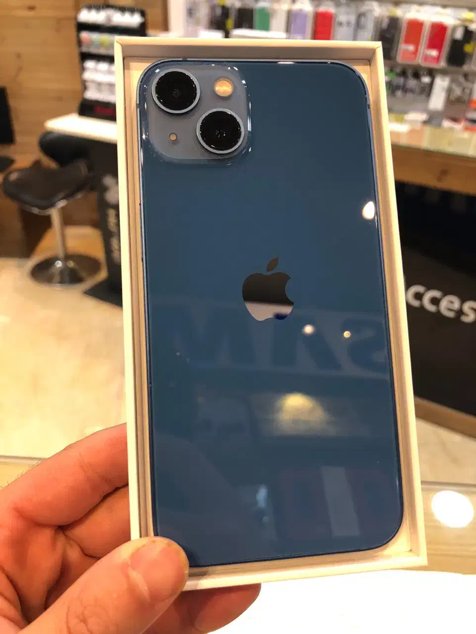 اپل iPhone 13 با حافظه ۱۲۸ گیگ باتری ۸۸ فابریک|موبایل|اصفهان, چرخاب|دیوار