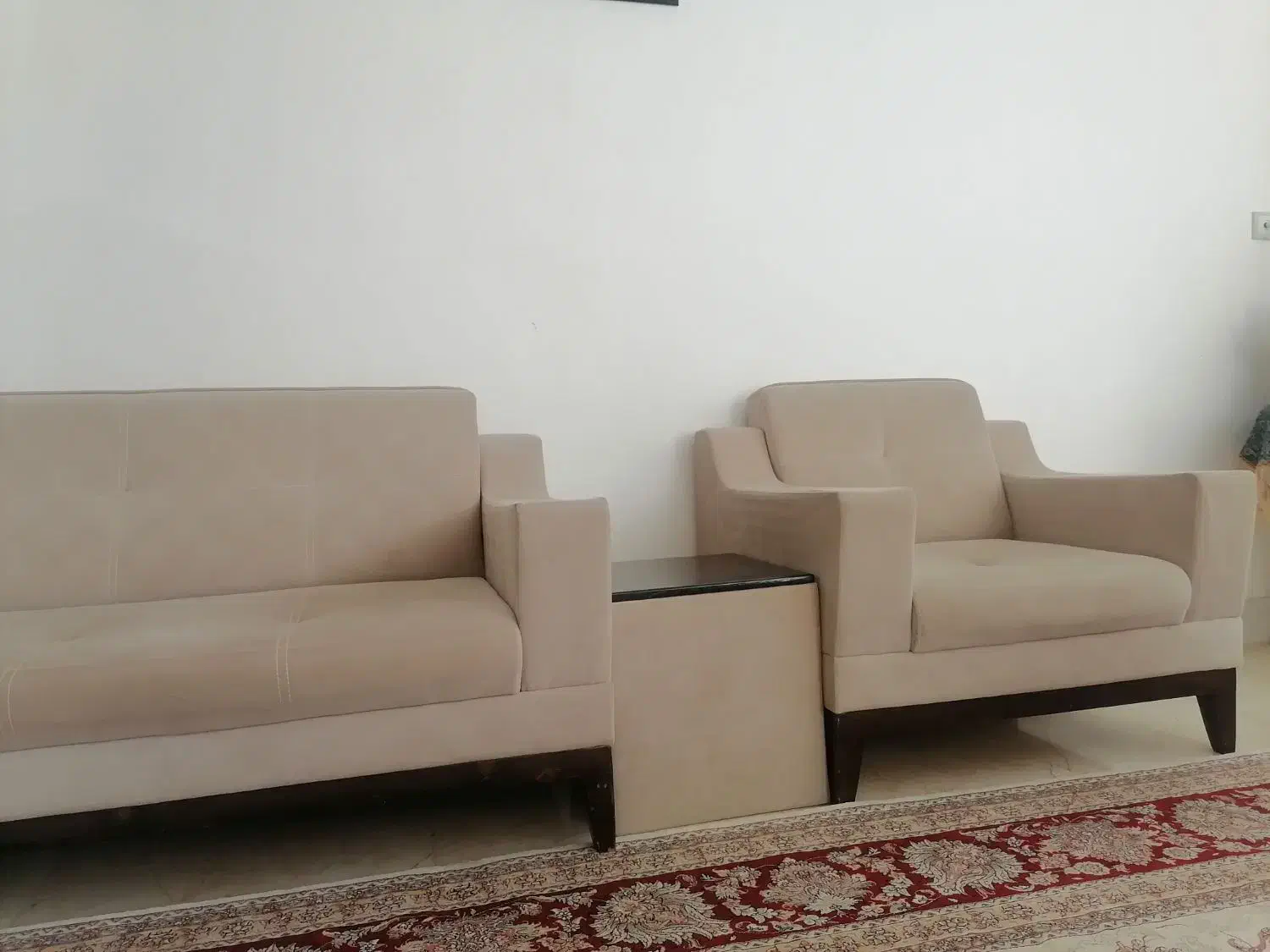 مبل 13 نفره به همراه ۳ عدد جلو مبلی|مبلمان خانگی و میز عسلی|تربت‌حیدریه, آبشار|دیوار