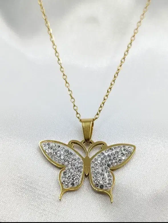 گردنبند طرح پروانه|بدلیجات|مهاباد (آذربایجان غربی), |دیوار