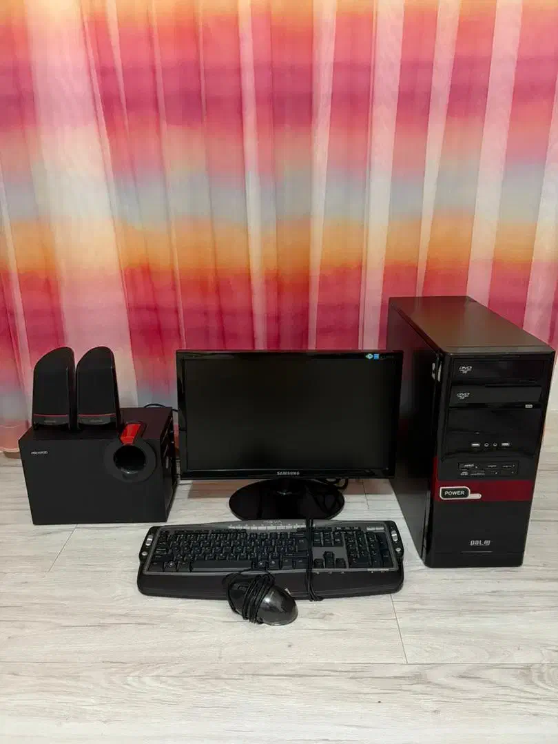 کامپیوتر خانگی|رایانه رومیزی|شوشتر, |دیوار