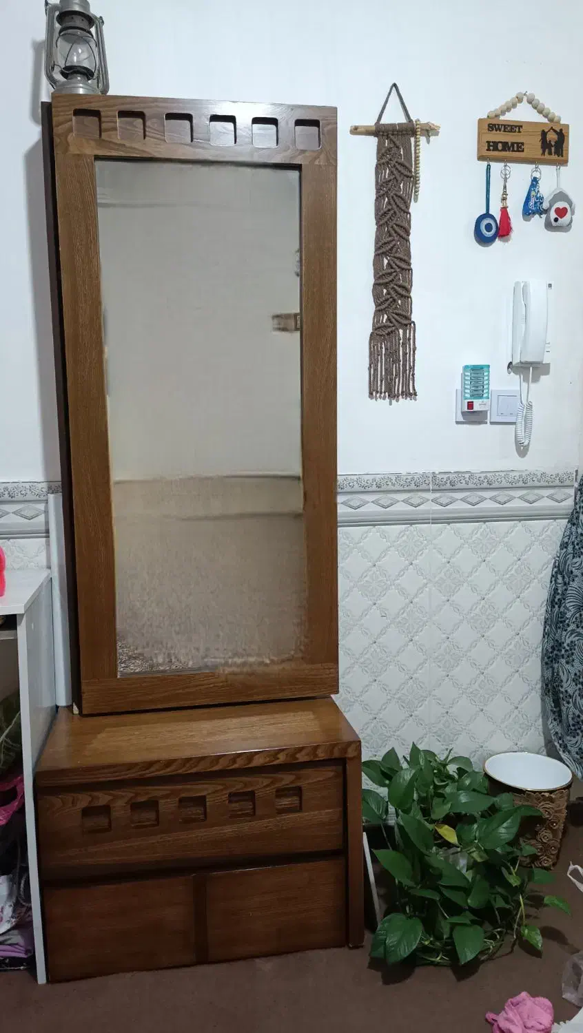 میزآرایش یا جا کفشی|جاکفشی، کمد، دراور|قوچان, |دیوار