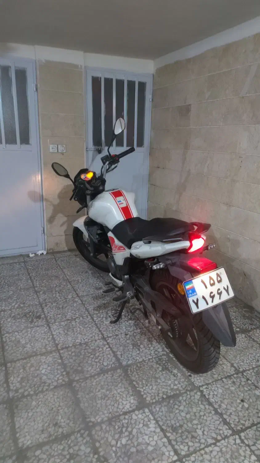 بنلی 150 مدل 1400|موتورسیکلت|تهران, دهم فروردین|دیوار