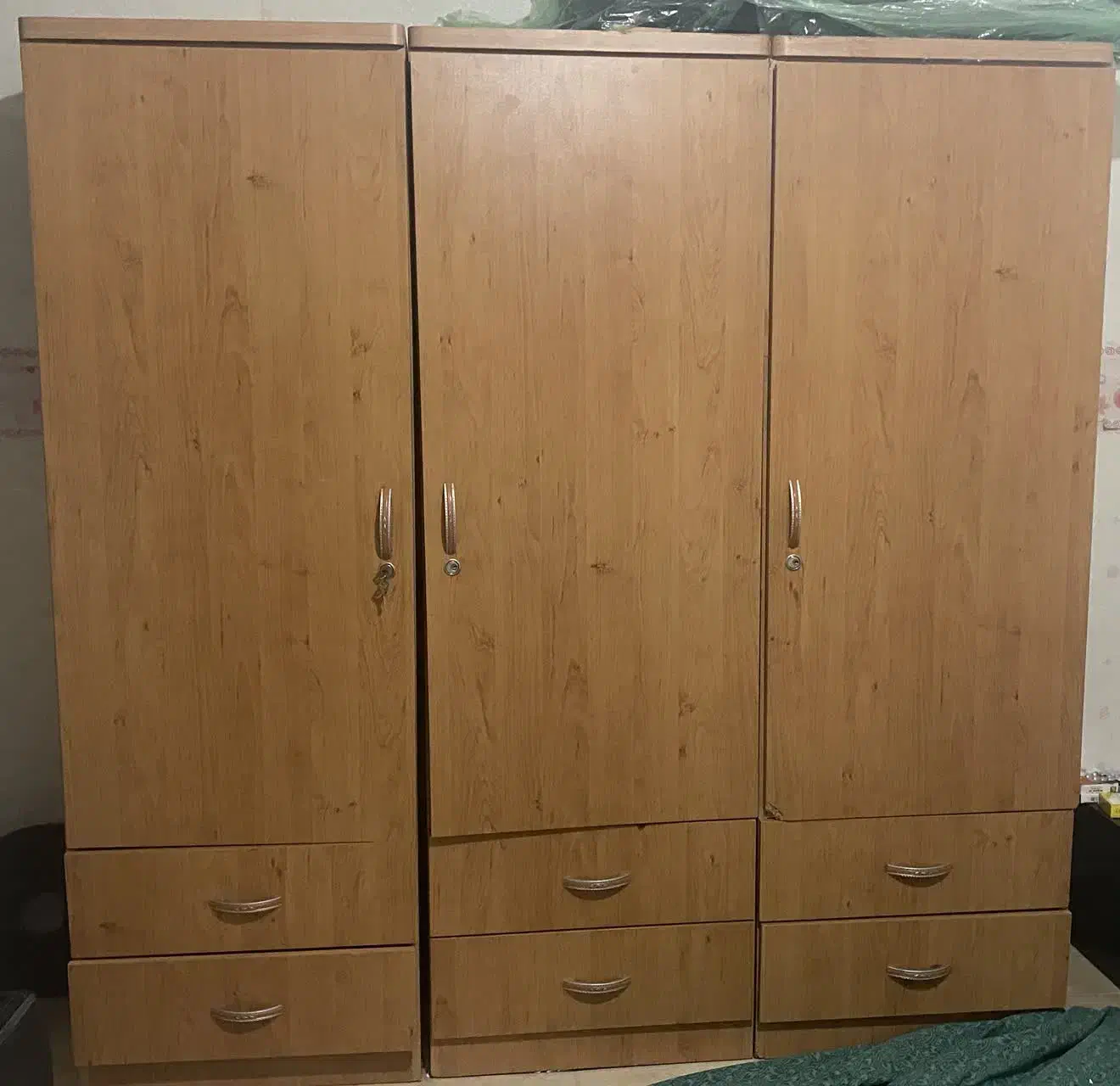 کمد لباس|جاکفشی، کمد، دراور|اصفهان, همدانیان|دیوار