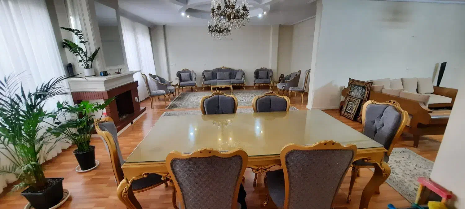 مبل استیل ۹ نفره با ناهار خوری ۶ نفره بسیار زیبا|مبلمان خانگی و میز عسلی|تهران, قلهک|دیوار