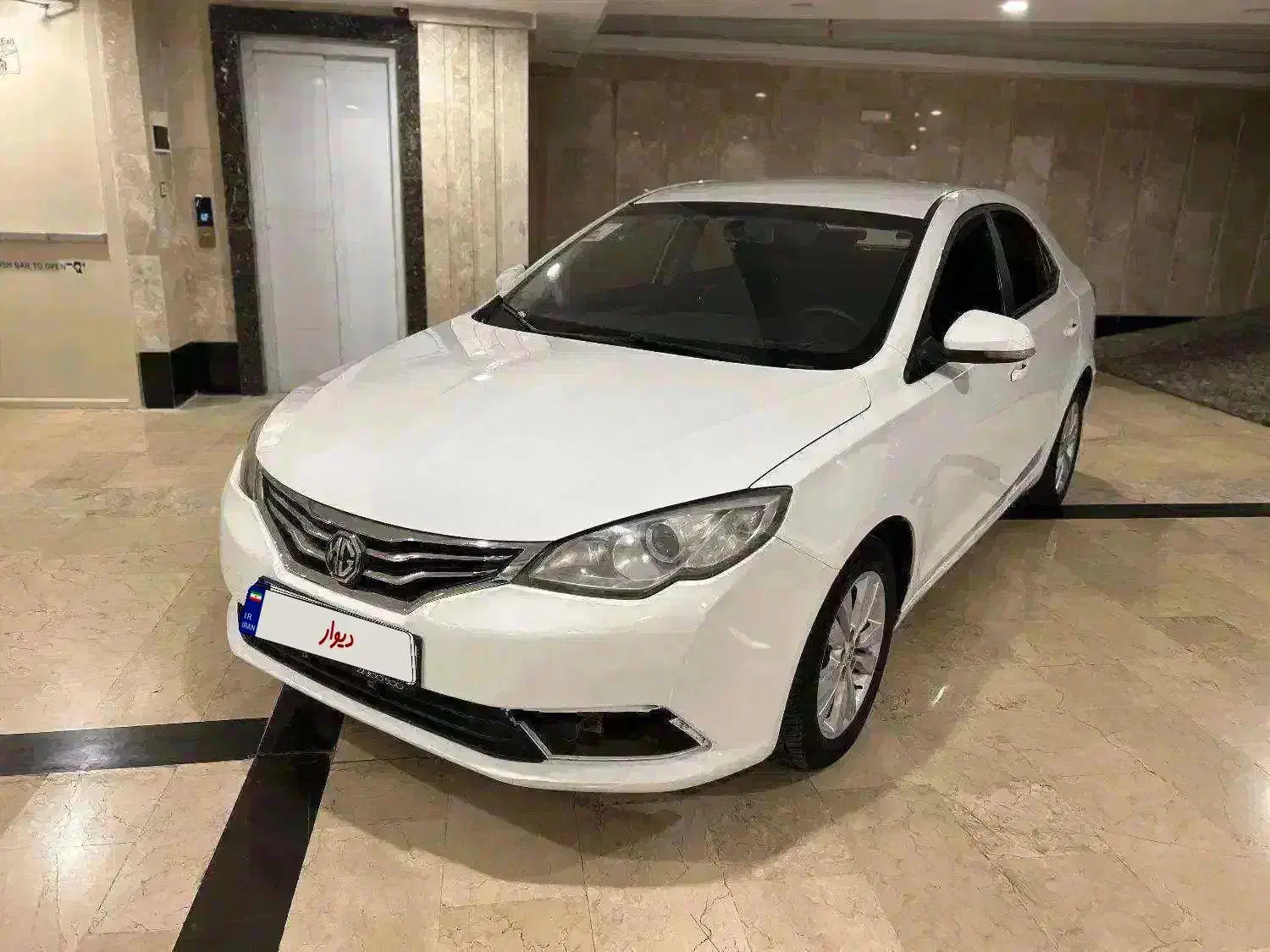 ام جی۳۶۰دنده ای سالم، نقد و اقساط(کارنامه)|خودرو سواری و وانت|تهران, شهرک غرب|دیوار