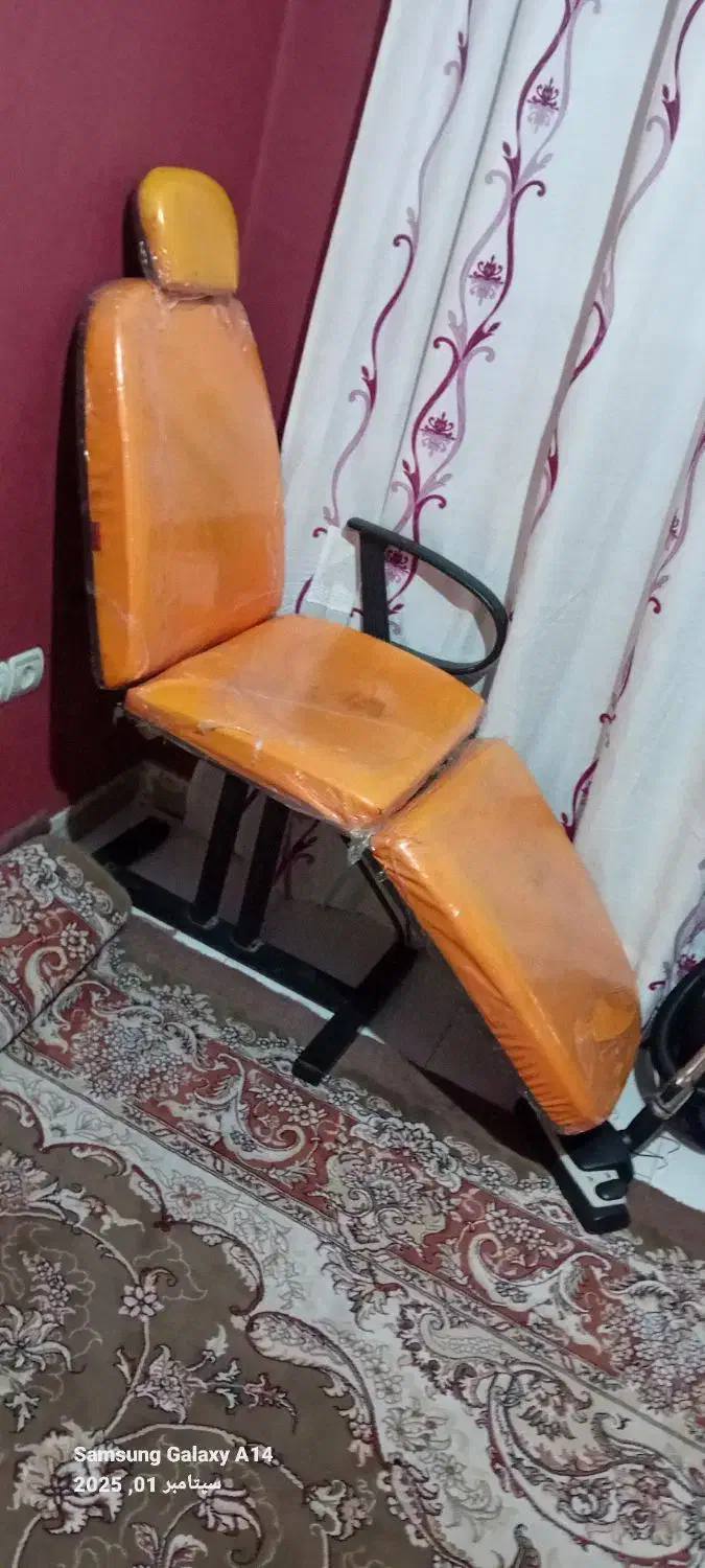 میز اصلاح کاملا سالم|صندلی و نیمکت|شهریار, شهریار|دیوار