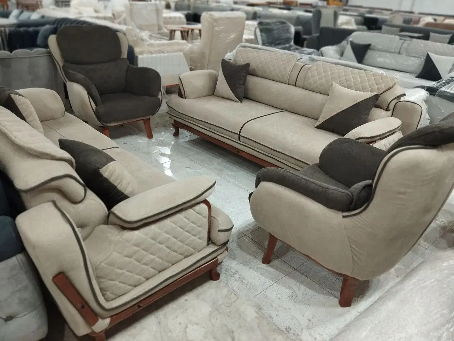 فابیکیو مبل چستر|مبلمان خانگی و میز عسلی|دزفول, |دیوار