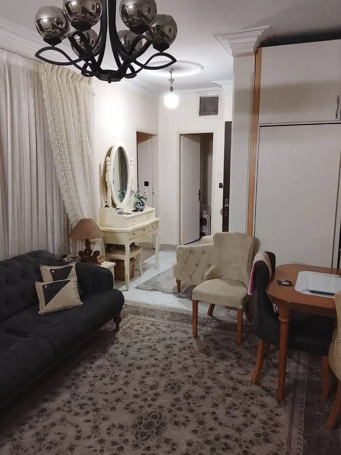 آپارتمان 48 متری تمیز و خوش نقشه