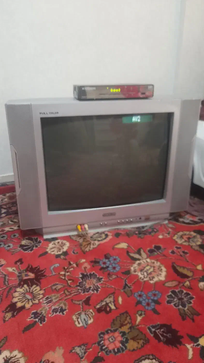 دستگاه دیجیتال و تلویزیون|تلویزیون و پروژکتور|همدان, |دیوار