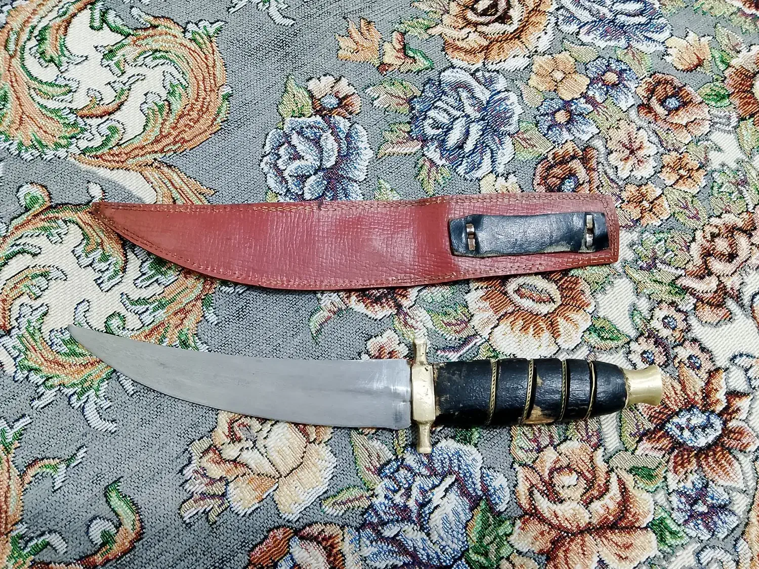 چاقو خنجر قاجار قدیمی برنج|کلکسیون اشیاء عتیقه|نسیم‌شهر, |دیوار