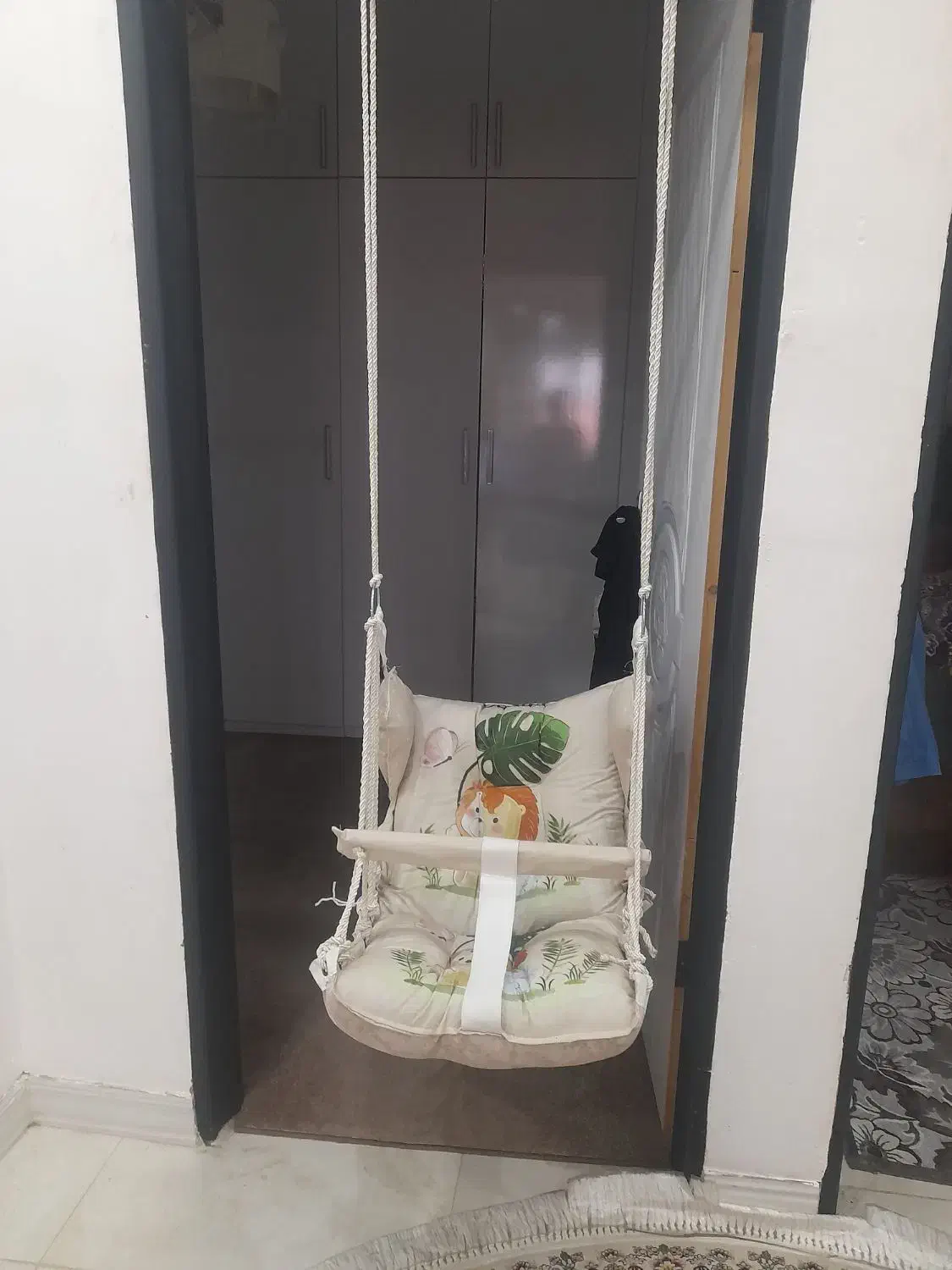 تاب|اسباب و اثاث بچه|رشت, پل تالشان|دیوار