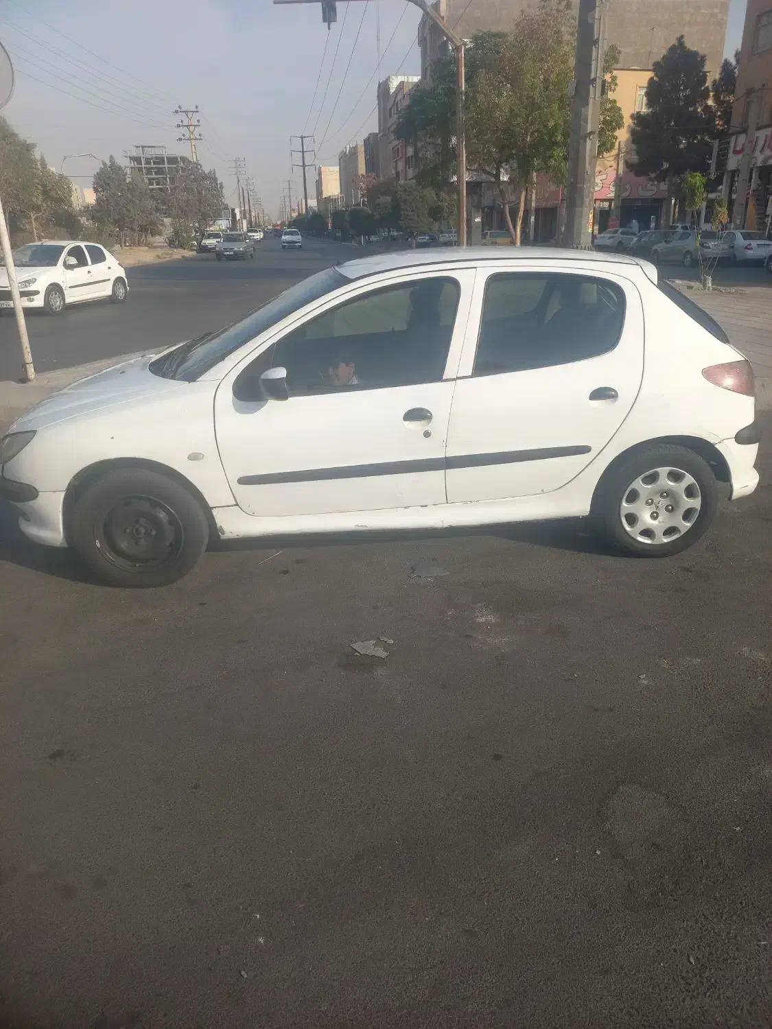 پژو۲۰۶ تازه تعمیر|خودرو سواری و وانت|اندیشه, اندیشه فاز ۱|دیوار