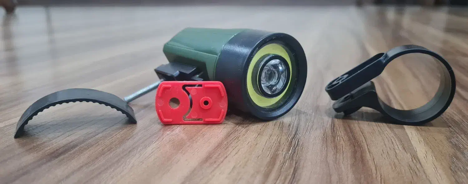 چراغ جلو دوچرخه نور بالا|دوچرخه، اسکیت، اسکوتر|کرج, باغستان|دیوار