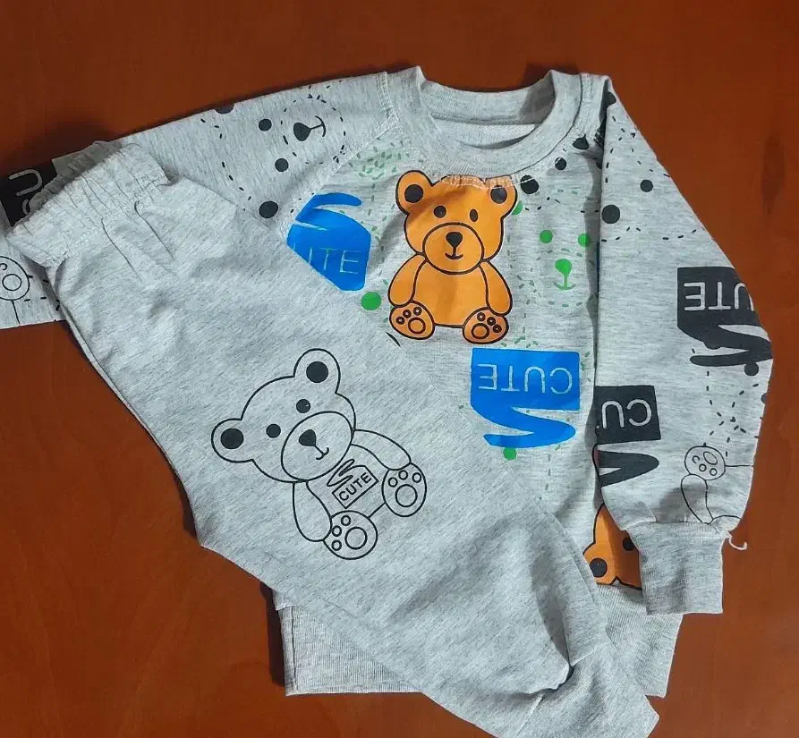 لباس نوزاد|کفش و لباس بچه|بیرجند, |دیوار